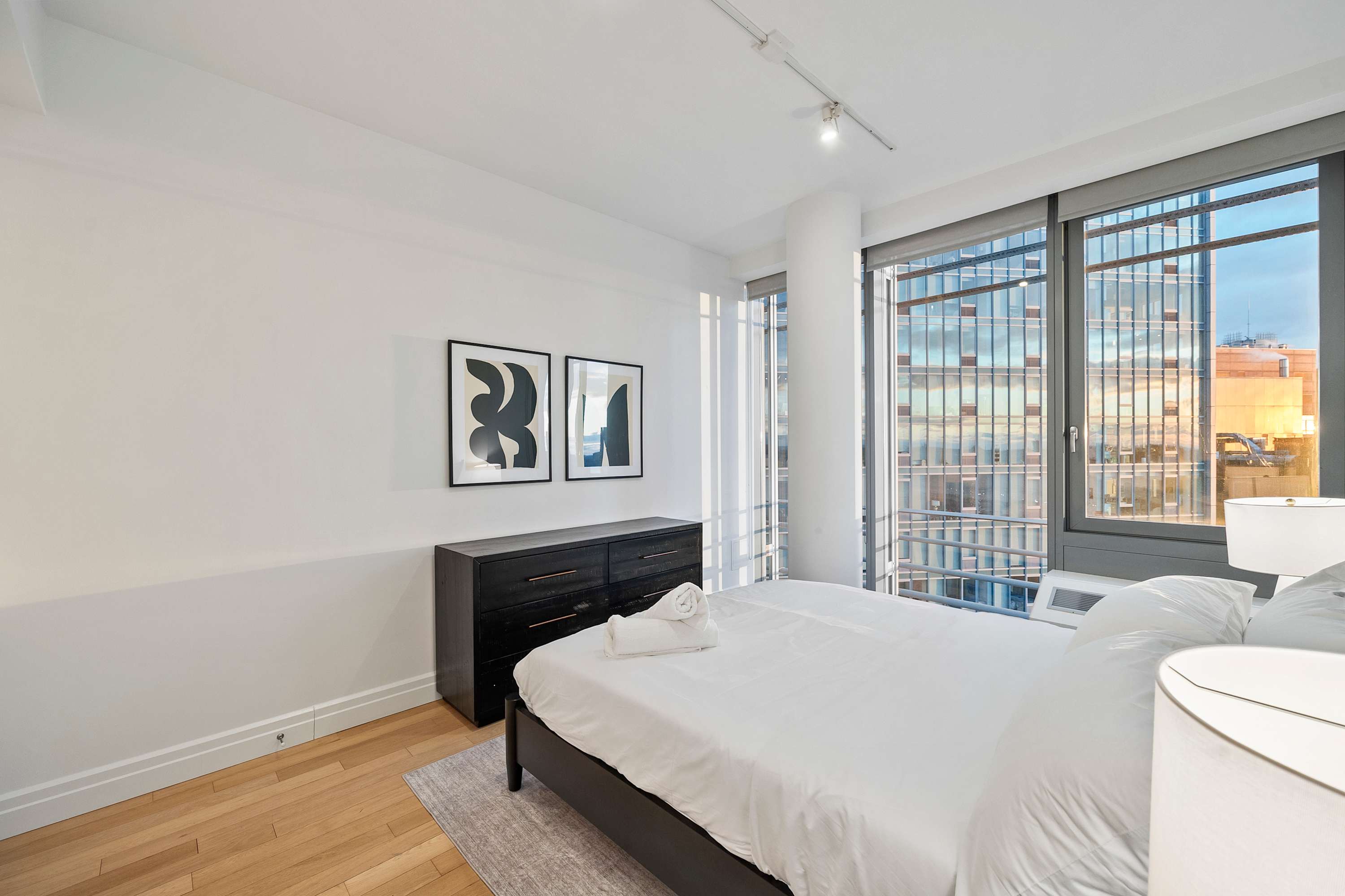 Forte Select XXV | Midtown West | Apt w/ Private Terrace photo 22