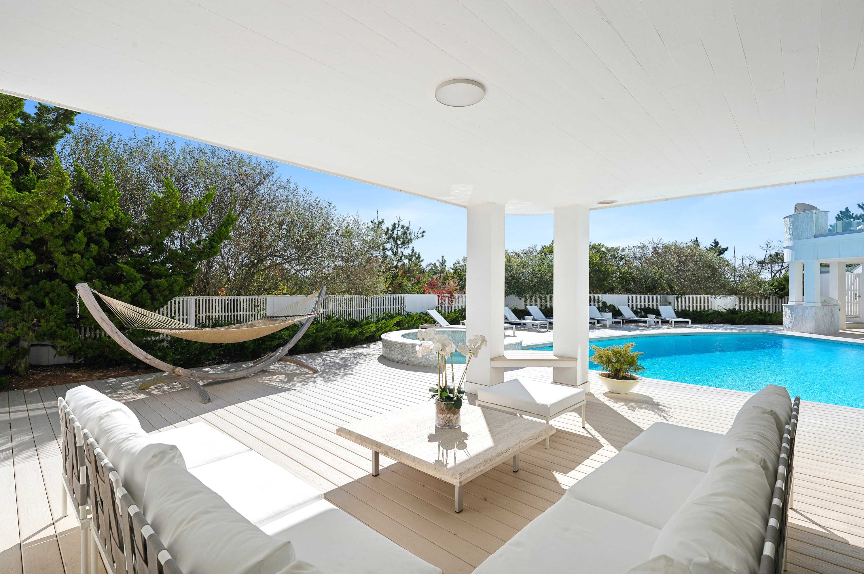 Dunes Lane | Amagansett | Mansion w/ Heated Pool & Beach Access photo 13