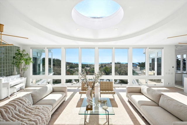 Image of Living space #4
