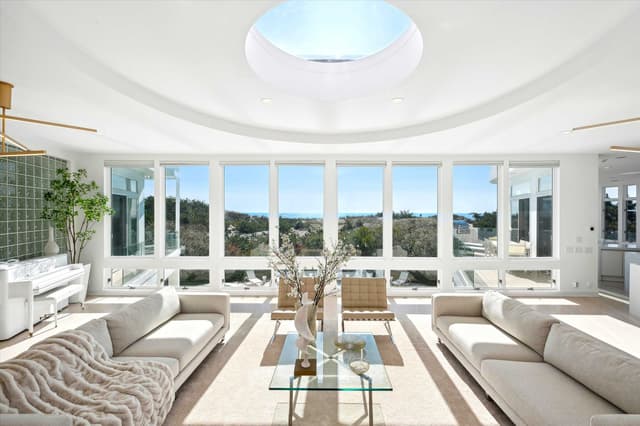 Image of Living space #4