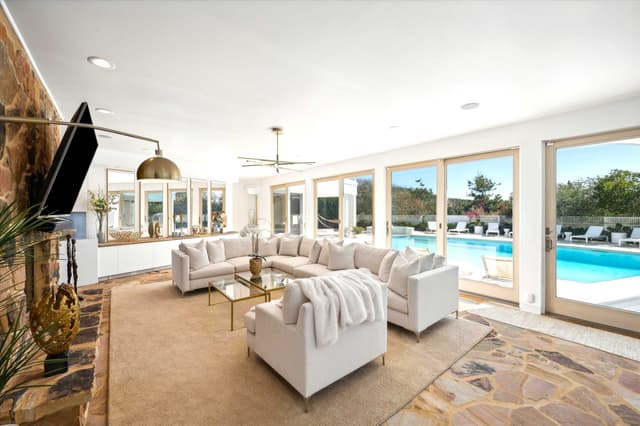 Image of Living space #7