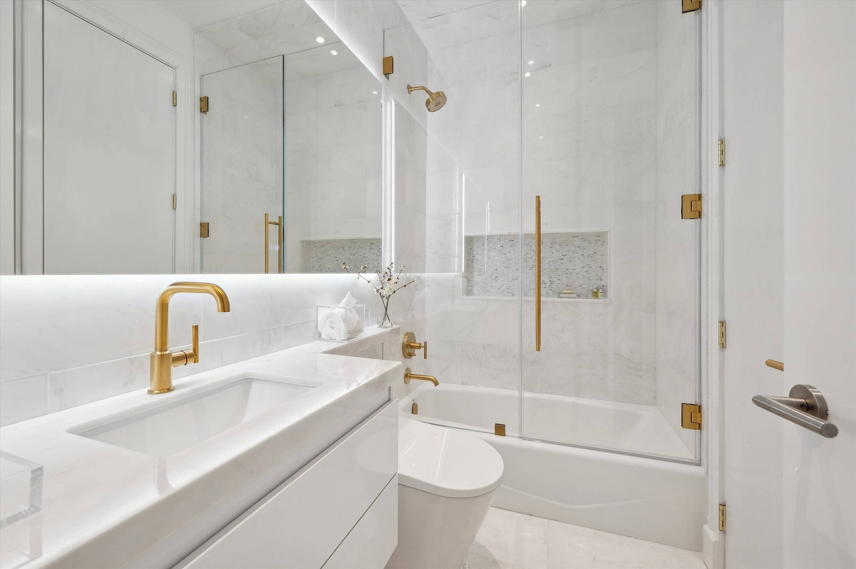 Dunes Lane | Amagansett | Mansion w/ Heated Pool & Beach Access photo 44