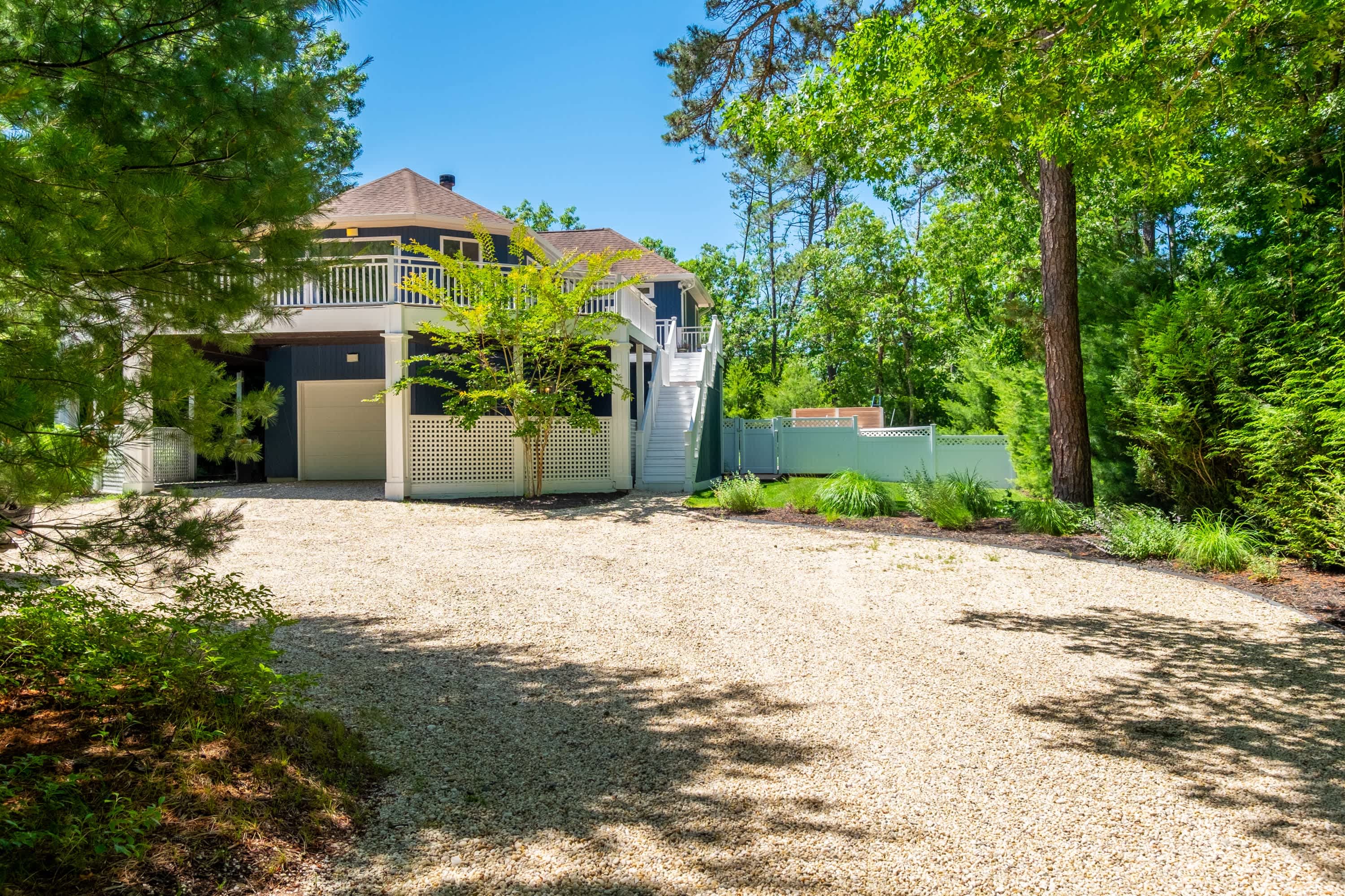 Beachwood Cove | East Hampton | Home w/ Heated Pool photo 31