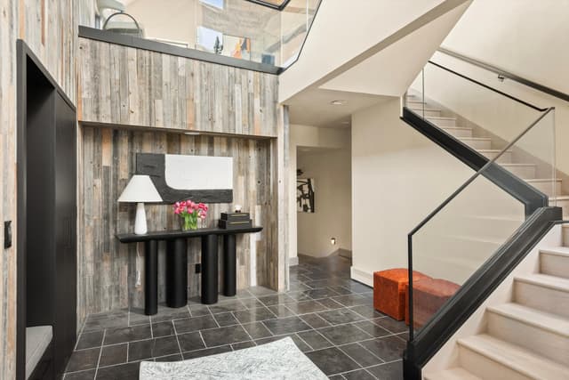 Image of Living space #8