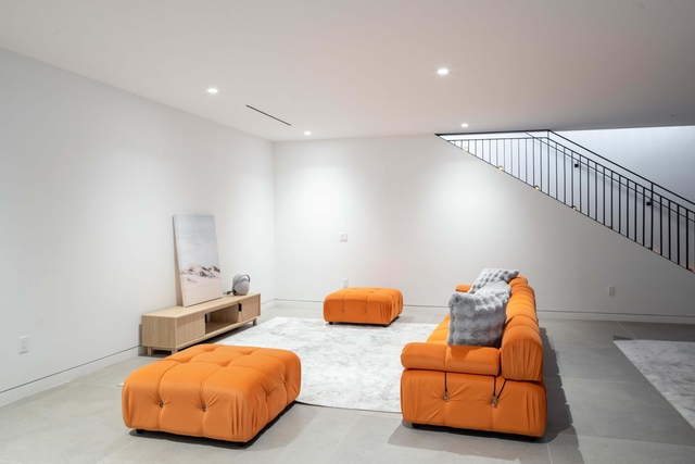 Image of Living space #11