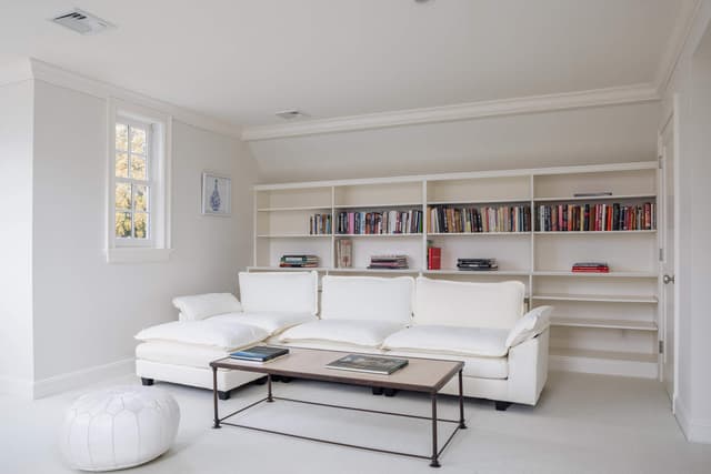 Image of Living space #5