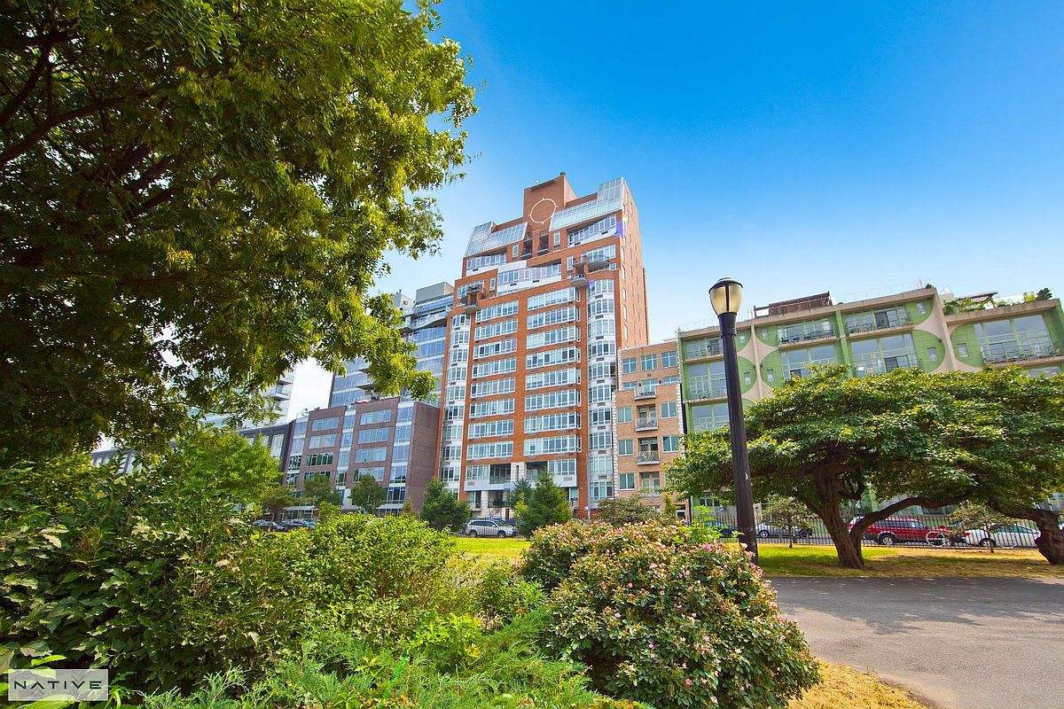 Bayard Terrace | Williamsburg | Condo Loft w/ Outdoor Spaces photo 40