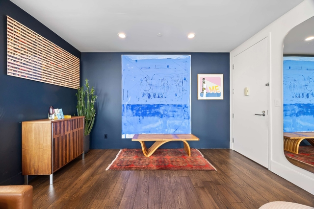 Image of Living space #3