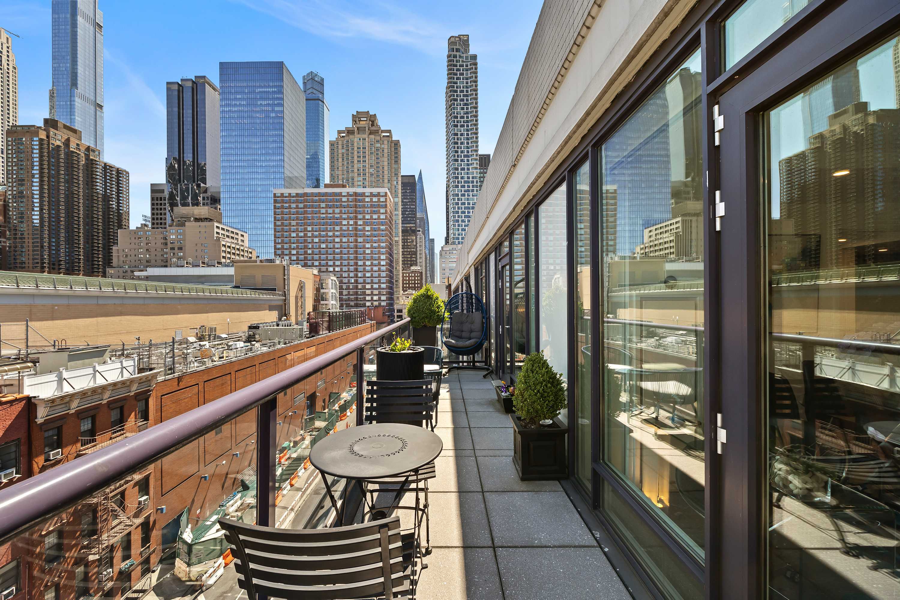 Vesper Court II | Midtown West | Duplex PH w/Hot Tub & Private Roof photo 25