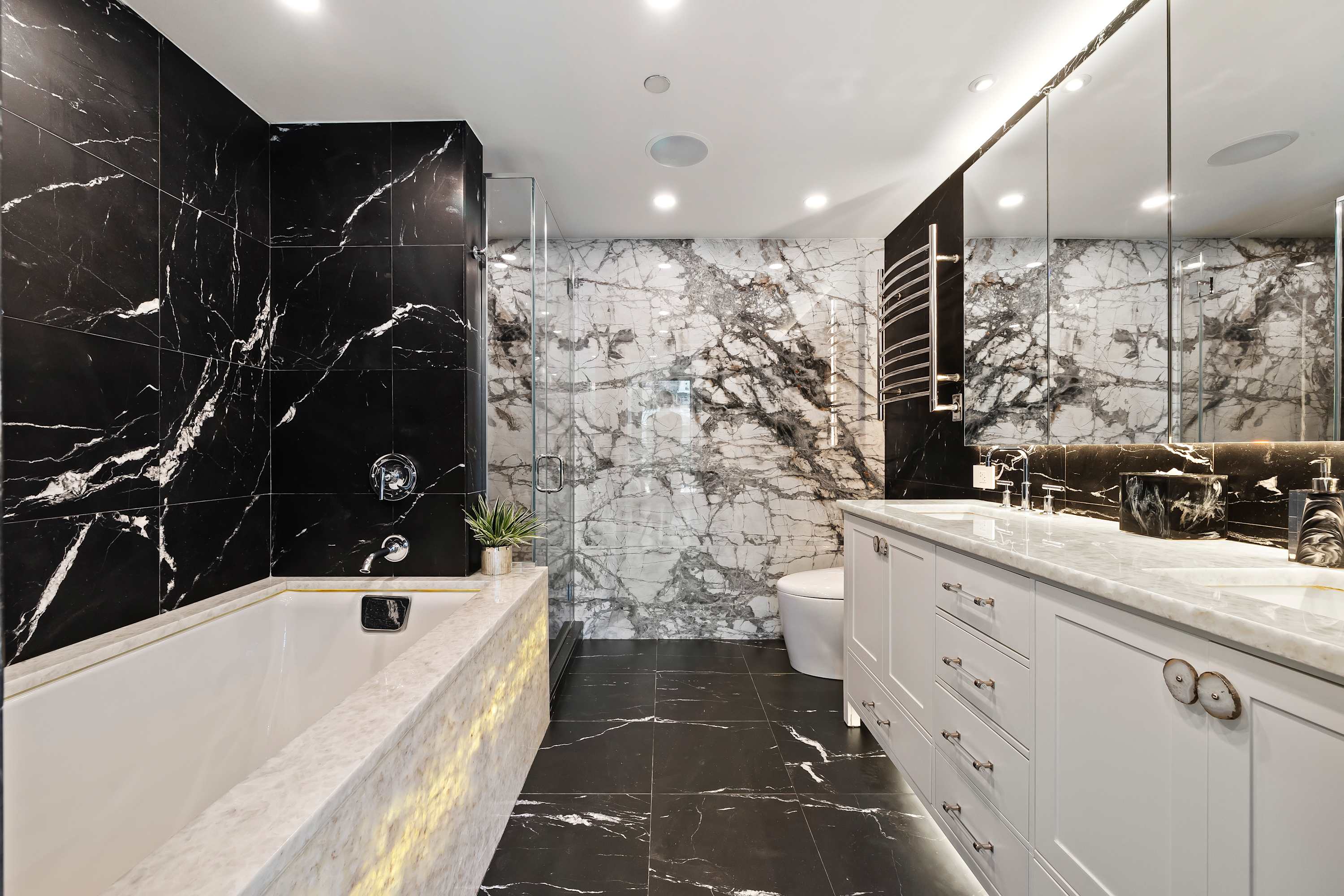 Vesper Court II | Midtown West | Duplex PH w/Hot Tub & Private Roof photo 22