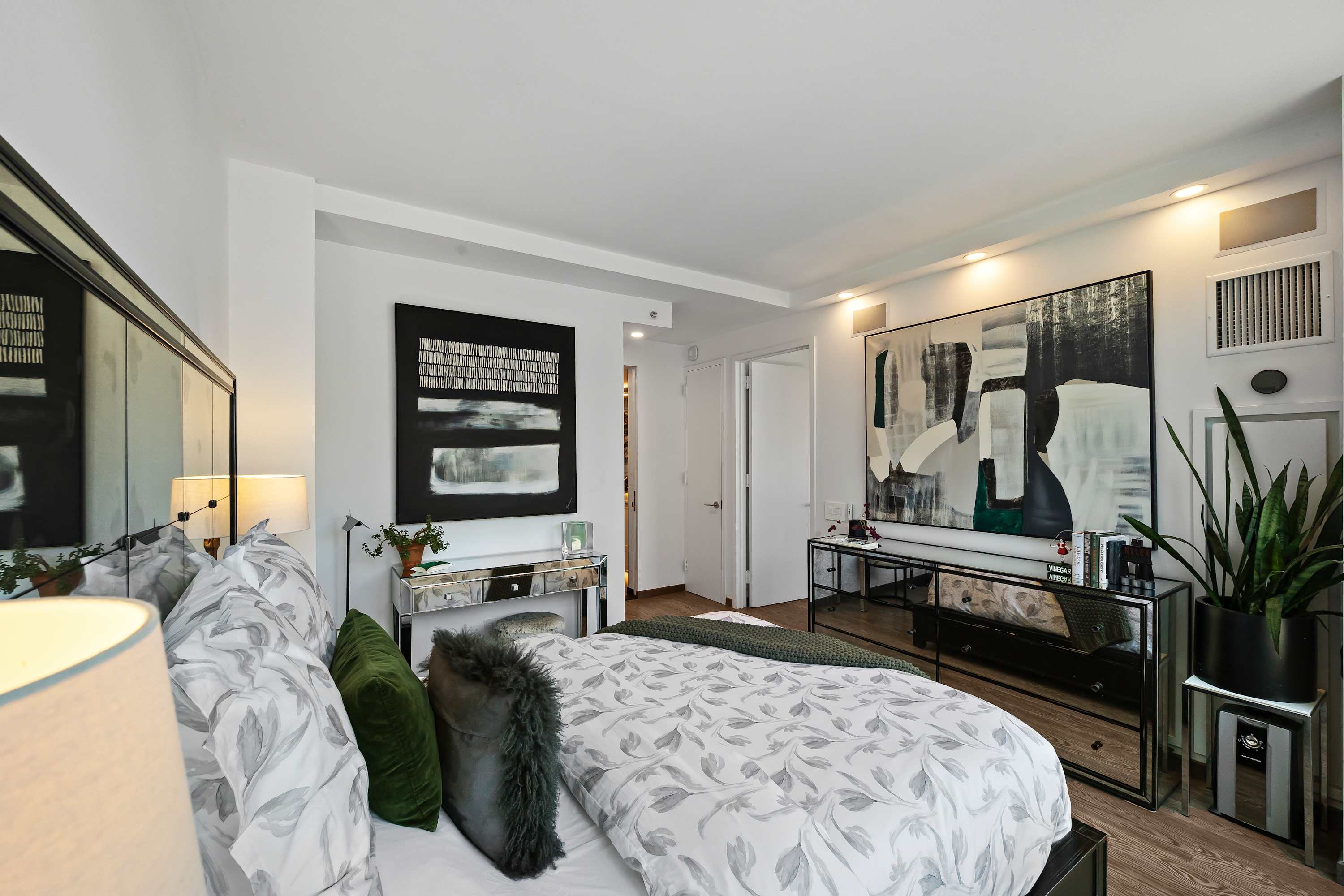 Vesper Court II | Midtown West | Duplex PH w/Hot Tub & Private Roof photo 21