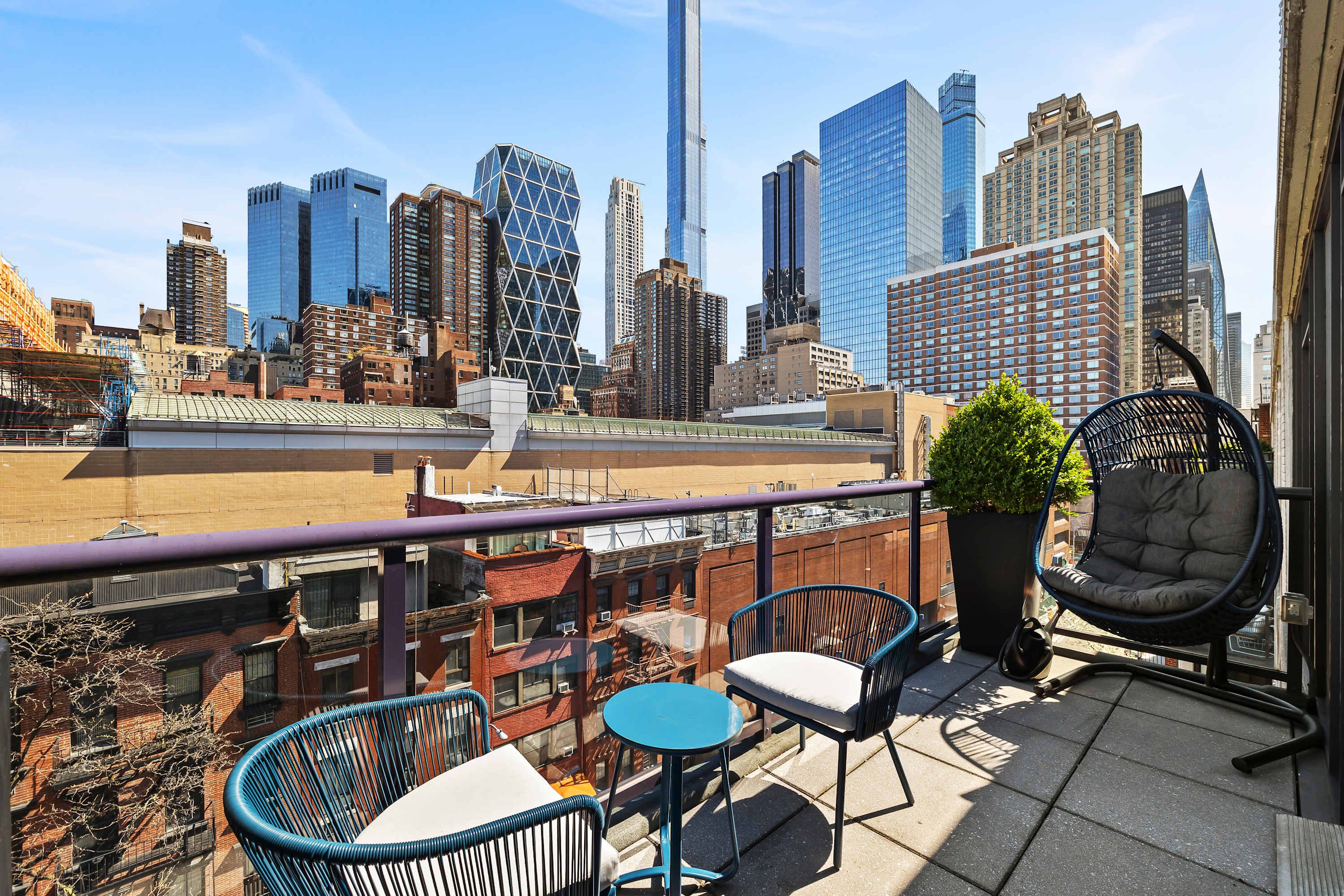 Vesper Court II | Midtown West | Duplex PH w/Hot Tub & Private Roof photo 4