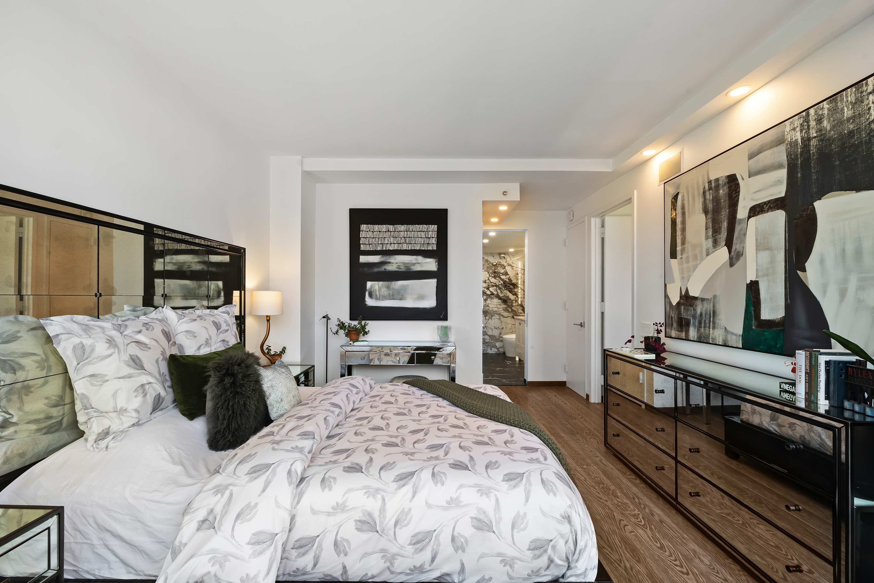 Vesper Court II | Midtown West | Duplex PH w/Hot Tub & Private Roof photo 19