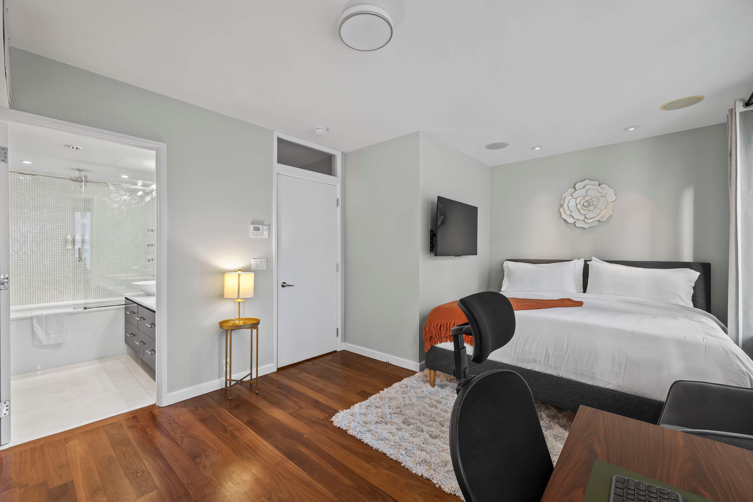 Gotham House III | Midtown West | Duplex w/ Private Rooftop photo 27