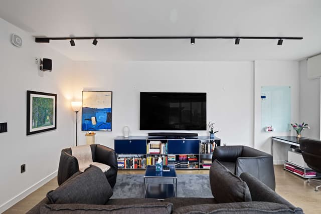 Image of Living space #3