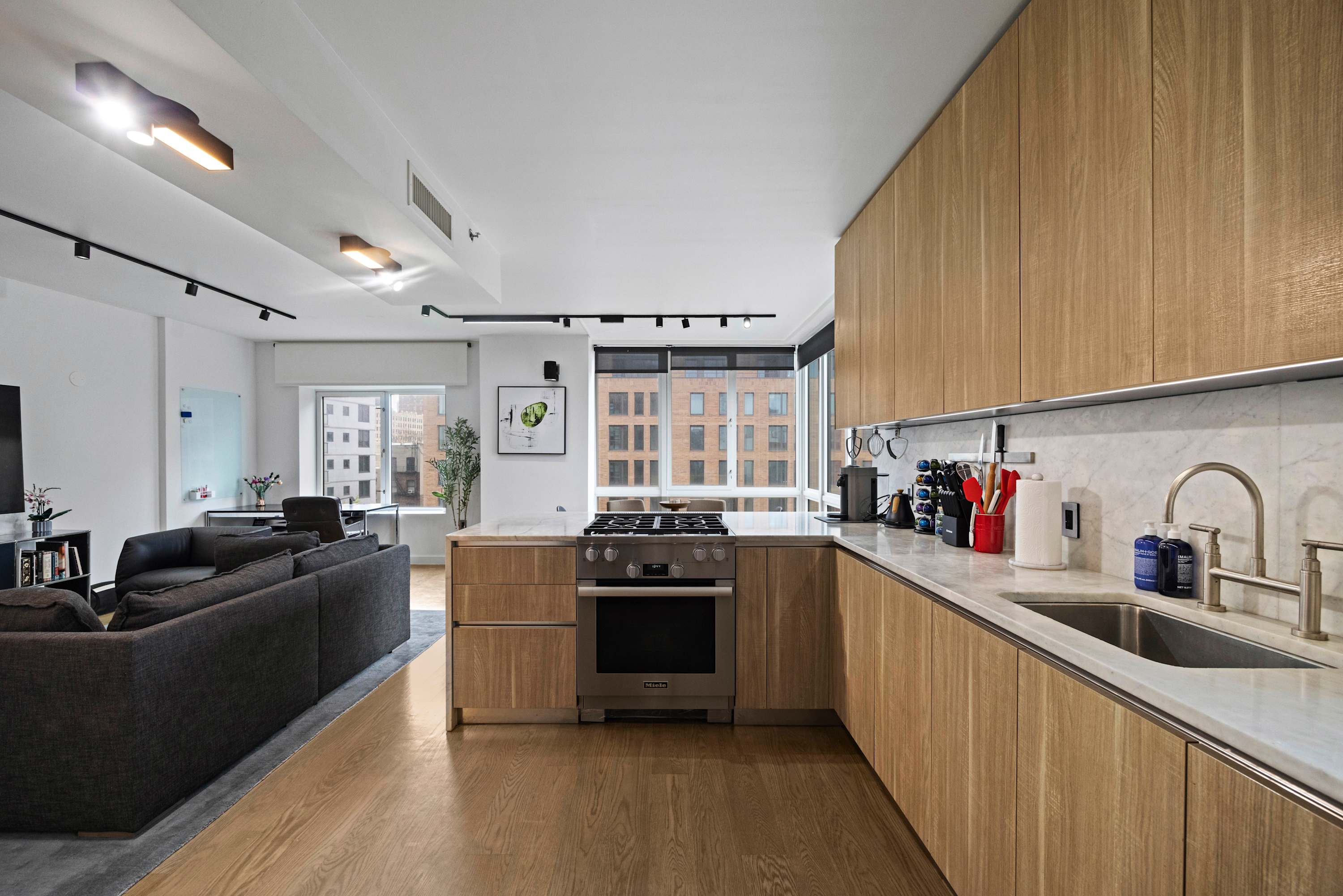 Houston | Lower East Side | Private Patio & Shared Rooftop photo 13