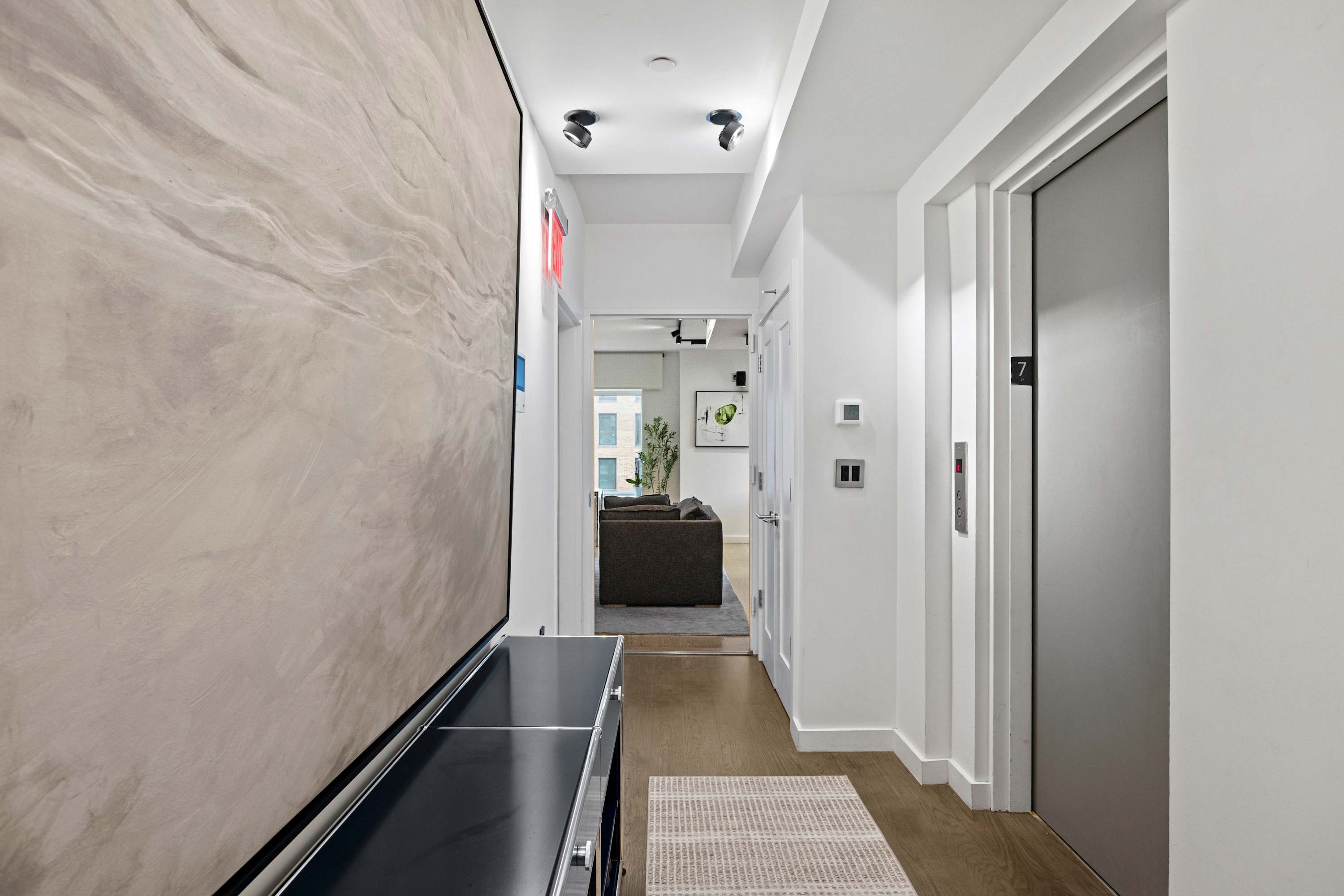 Houston | Lower East Side | Private Patio & Shared Rooftop photo 16