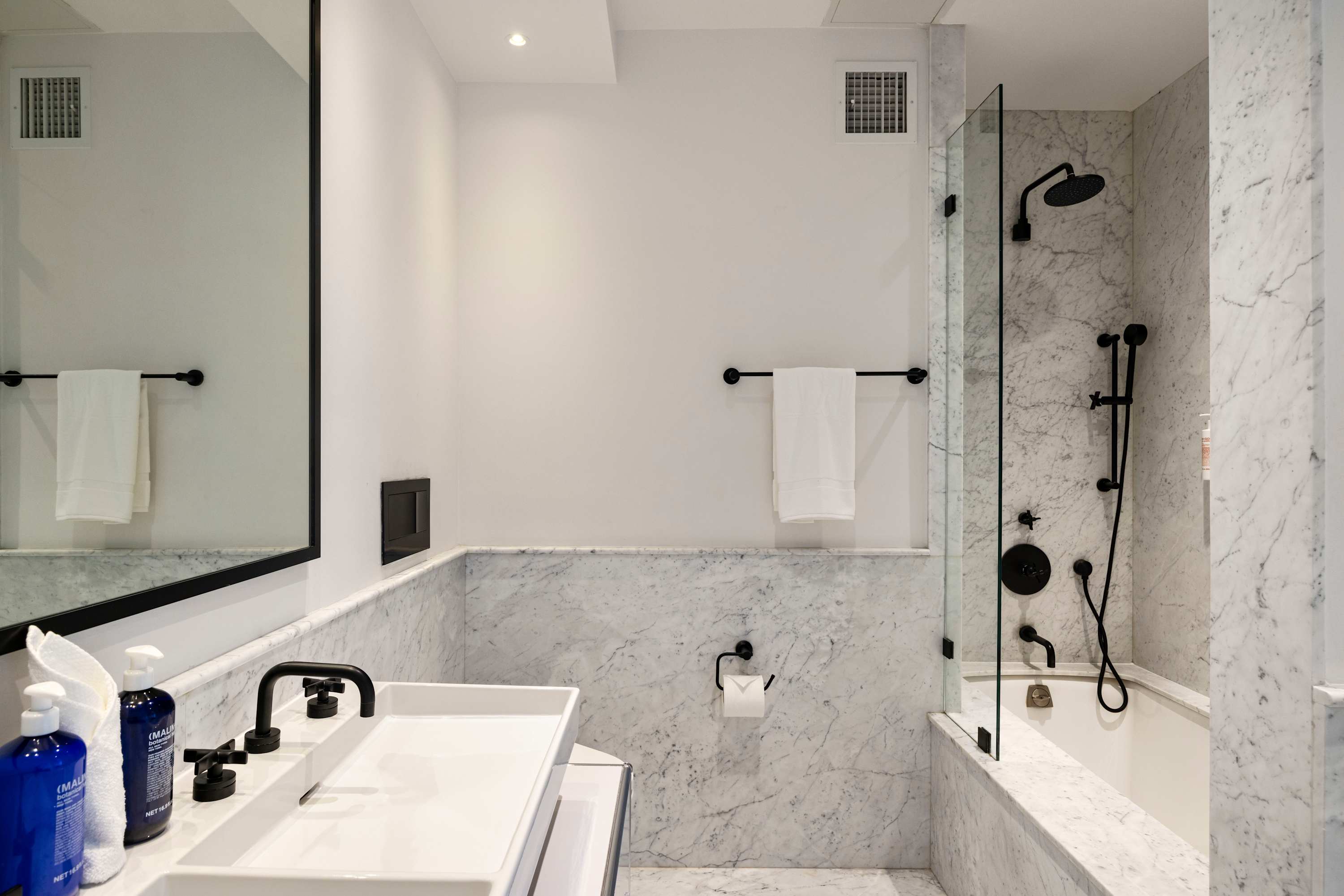 Houston | Lower East Side | Private Patio & Shared Rooftop photo 24