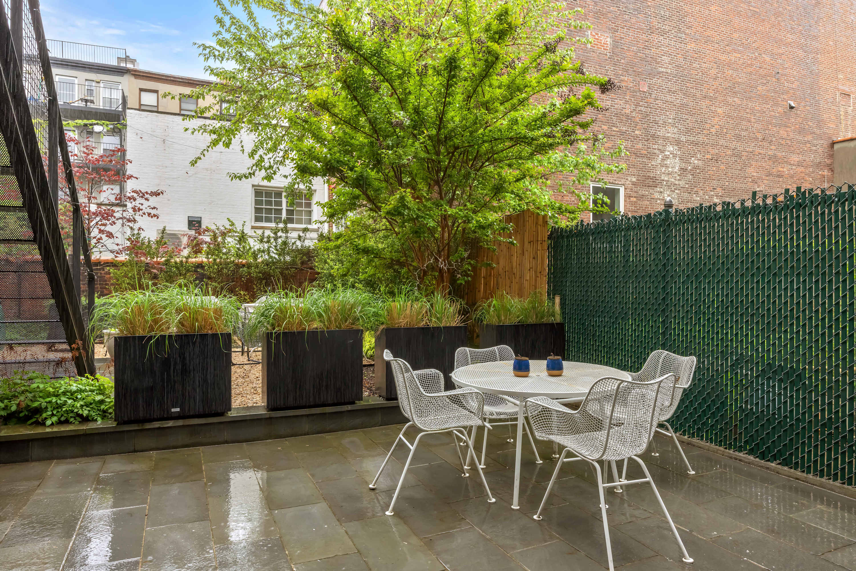 Degraw Place | Carroll Gardens | Apartment w/ Shared Patio photo 4