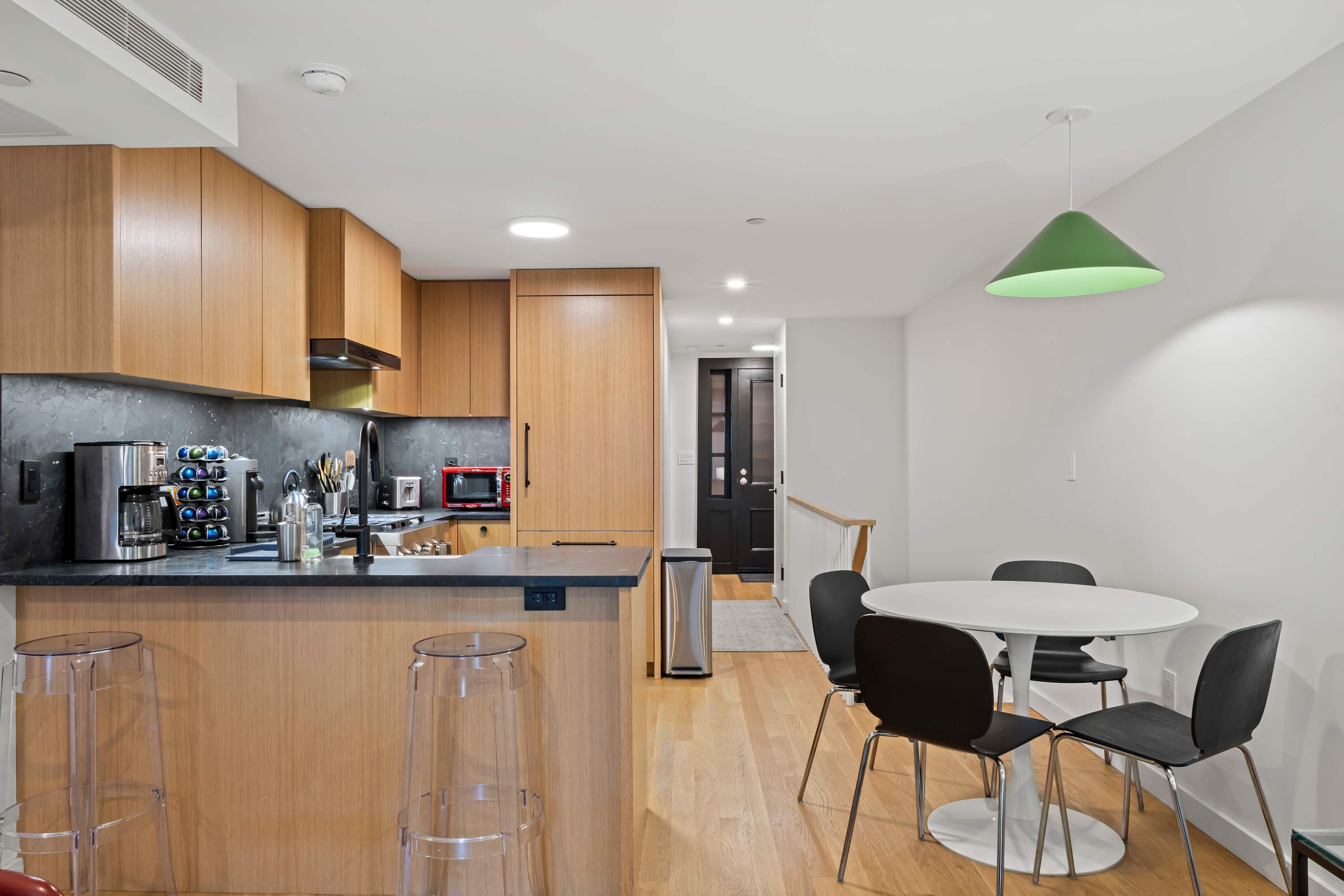 Degraw Place | Carroll Gardens | Apartment w/ Shared Patio photo 5