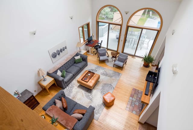 Image of Living space #3