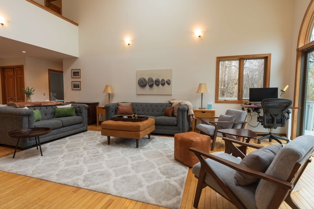 Image of Living space #5