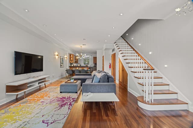Image of Living space #4