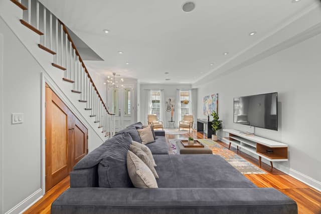 Image of Living space #6