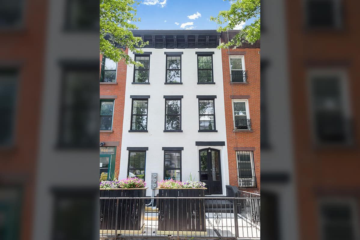 Crown Terrace II | Crown Heights | Duplex with Outdoor Spaces photo 22