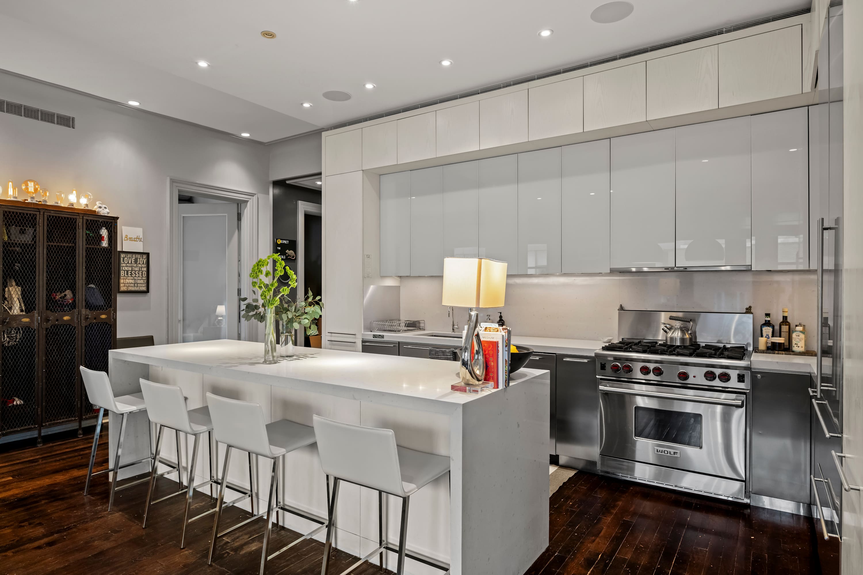 Marmont | Tribeca | Loft-style Apartment photo 4