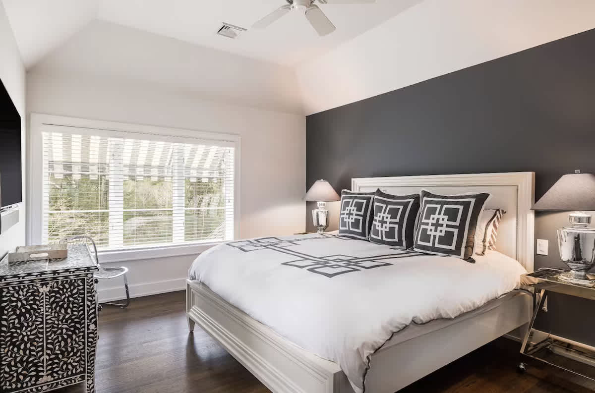 Bull Path Manor | East Hampton | Home with Heated Pool & Hot Tub photo 14