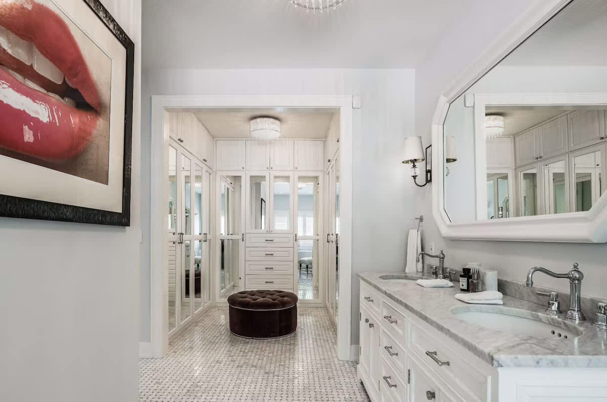 Bull Path Manor | East Hampton | Home with Heated Pool & Hot Tub photo 11