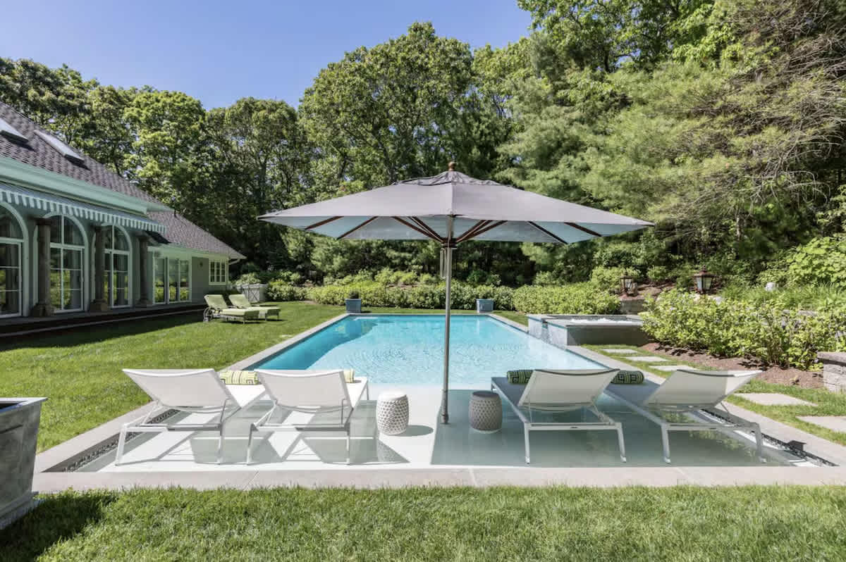 Bull Path Manor | East Hampton | Home with Heated Pool & Hot Tub photo 4