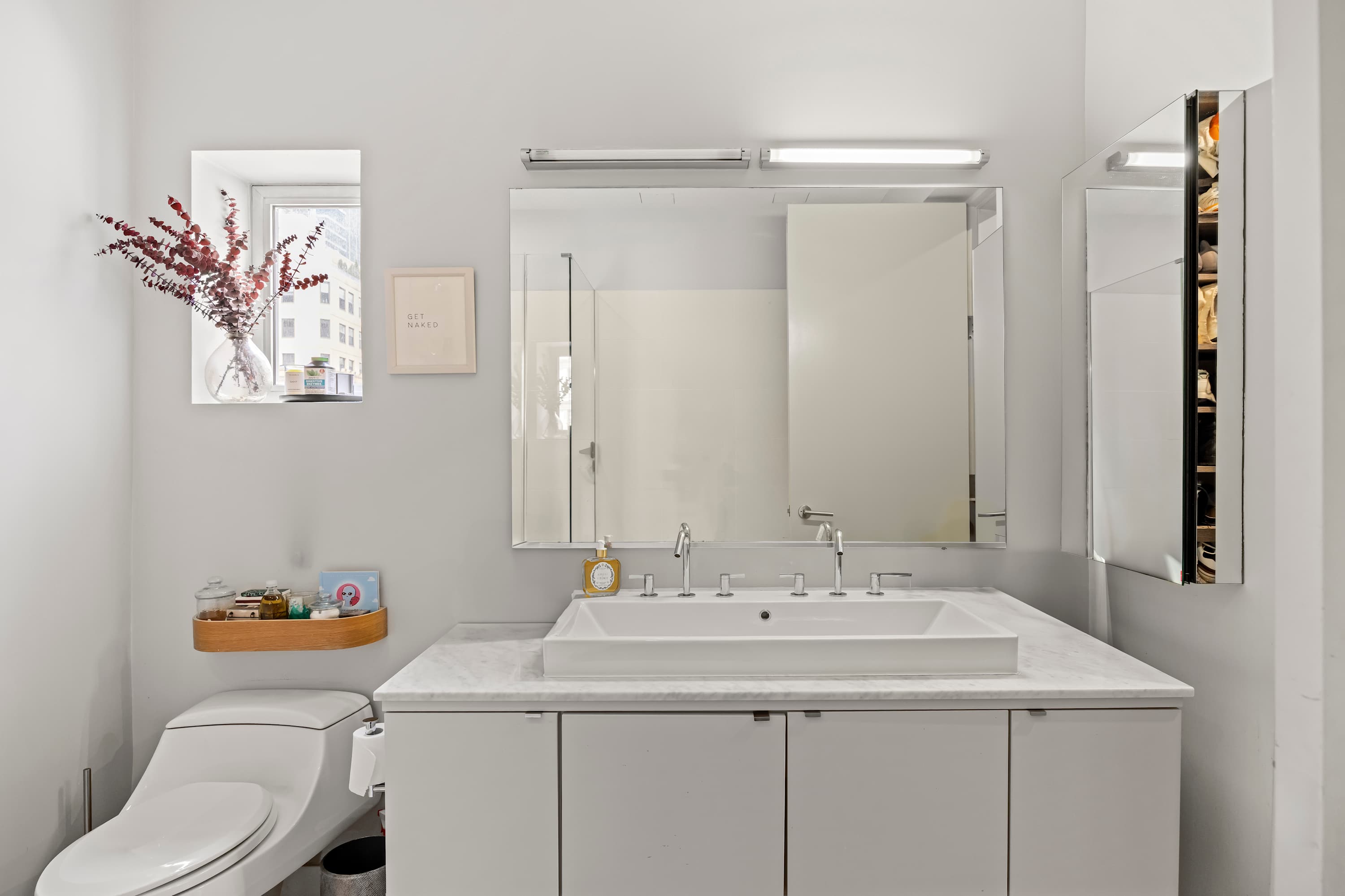 Fulton Place | FiDi | Condo with Private Balcony photo 20