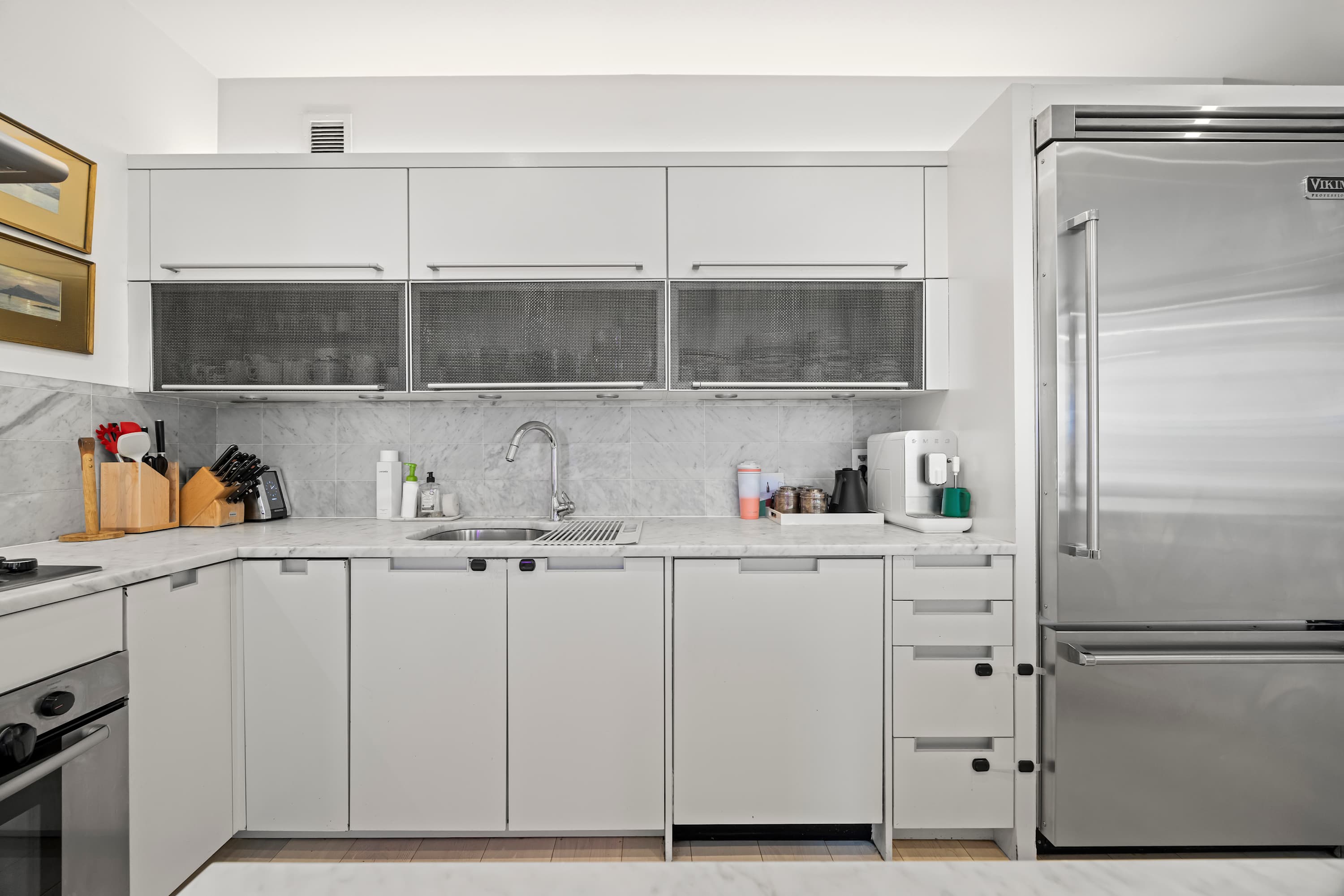 Fulton Place | FiDi | Condo with Private Balcony photo 13