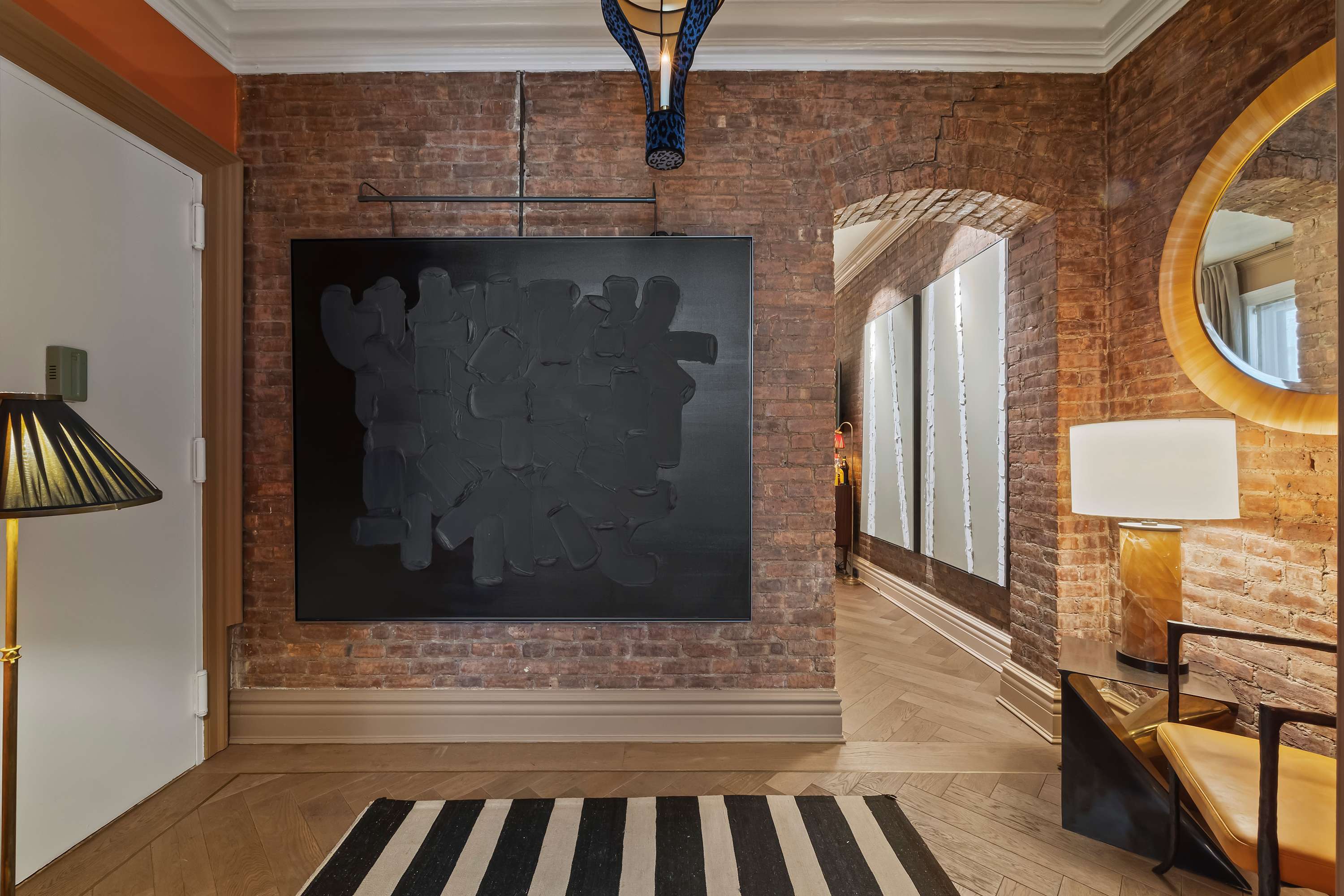 Gold Coast Manor | Greenwich Village | Designer Apartment photo 6