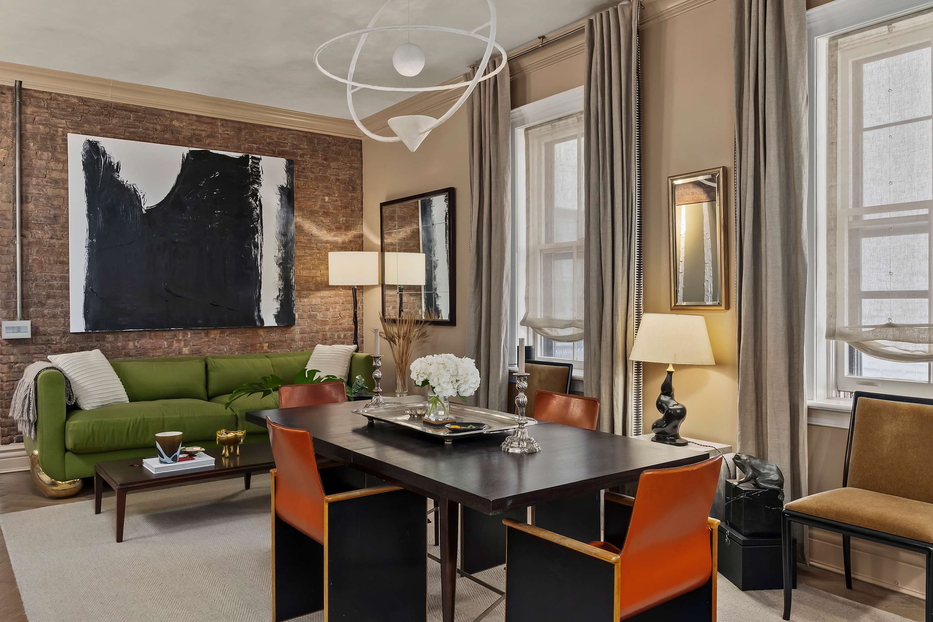 Gold Coast Manor | Greenwich Village | Designer Apartment photo 16