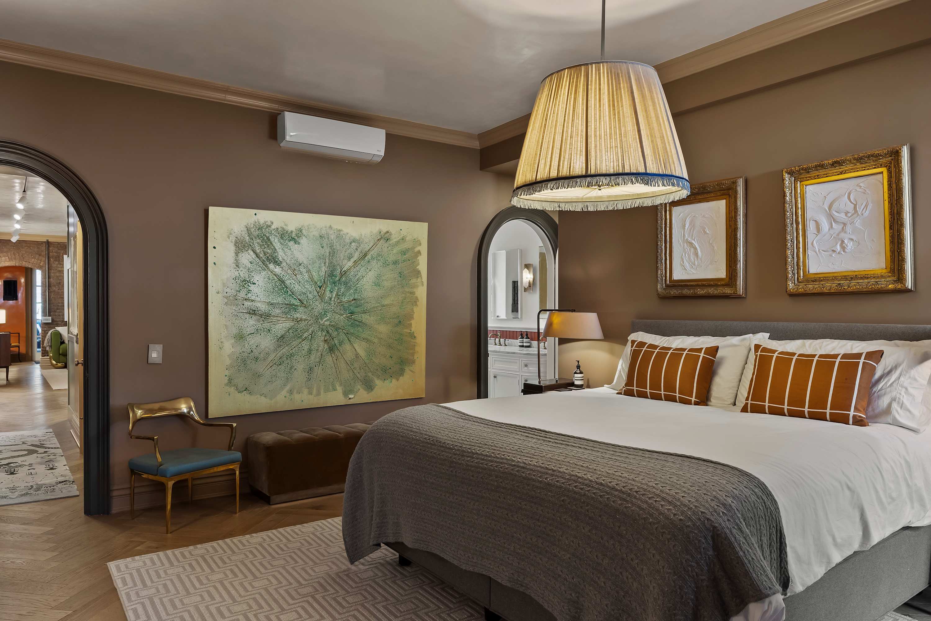 Gold Coast Manor | Greenwich Village | Designer Apartment photo 23