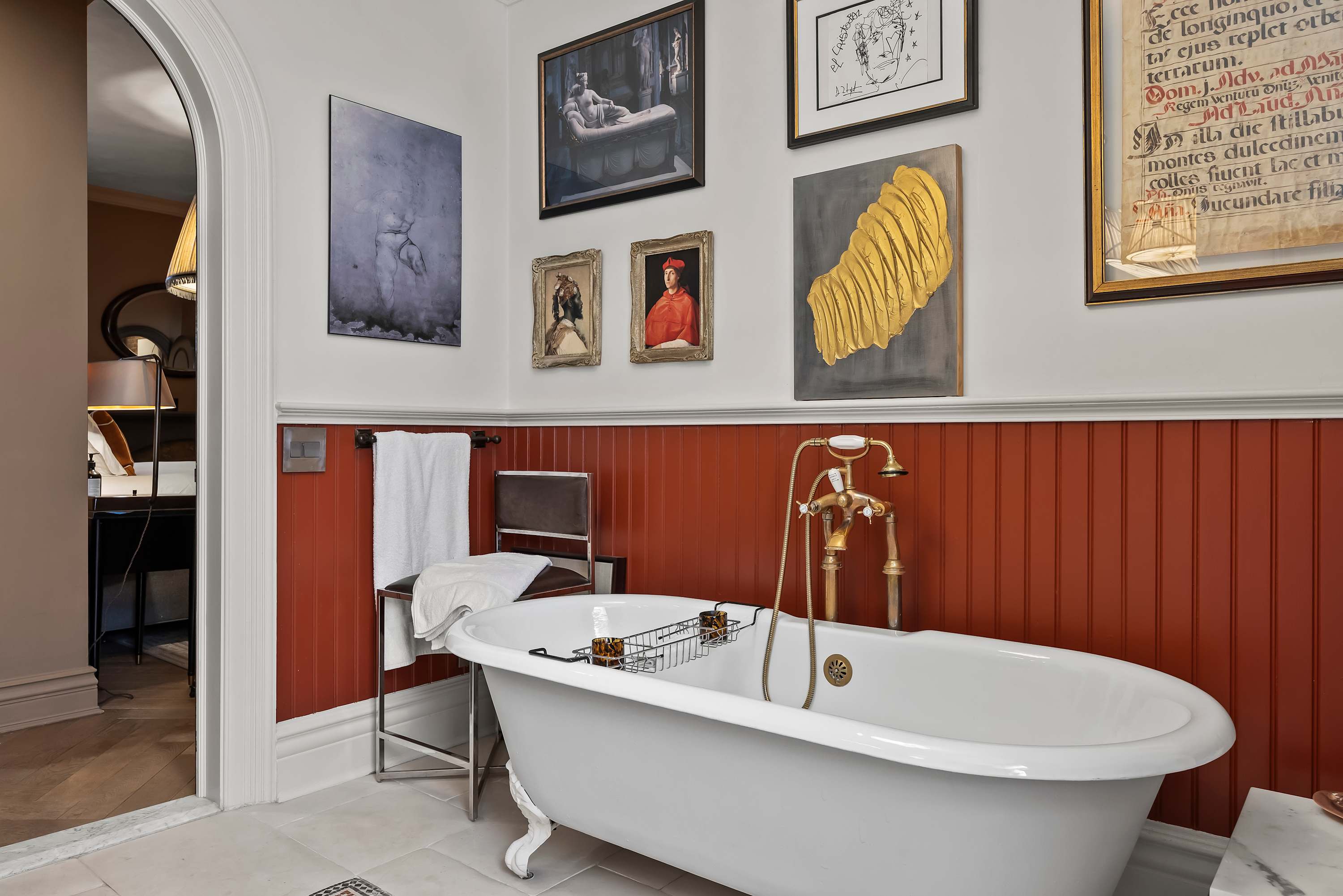 Gold Coast Manor | Greenwich Village | Designer Apartment photo 31