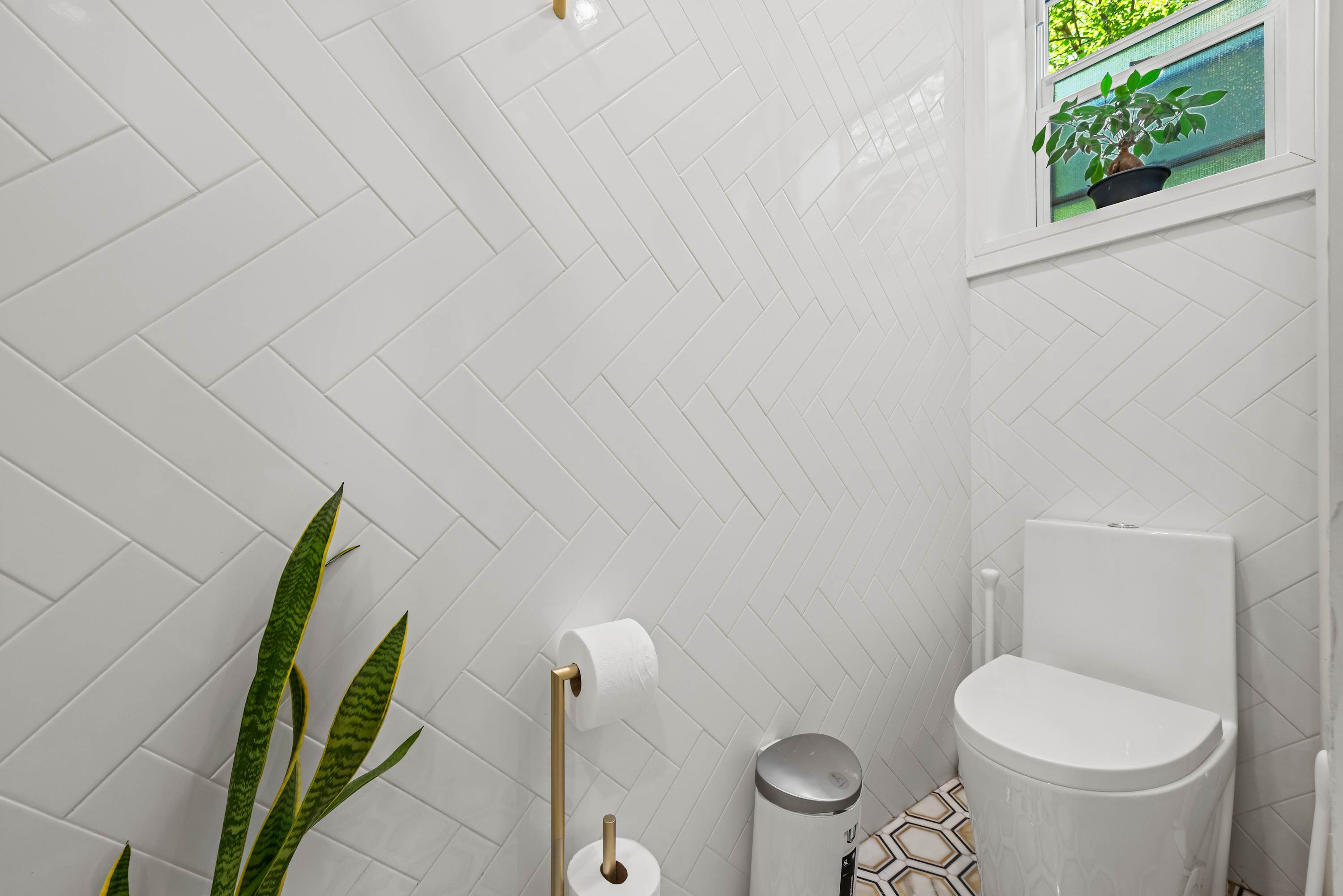 Decatur Place | Stuyvesant Heights | Chic Apartment photo 11