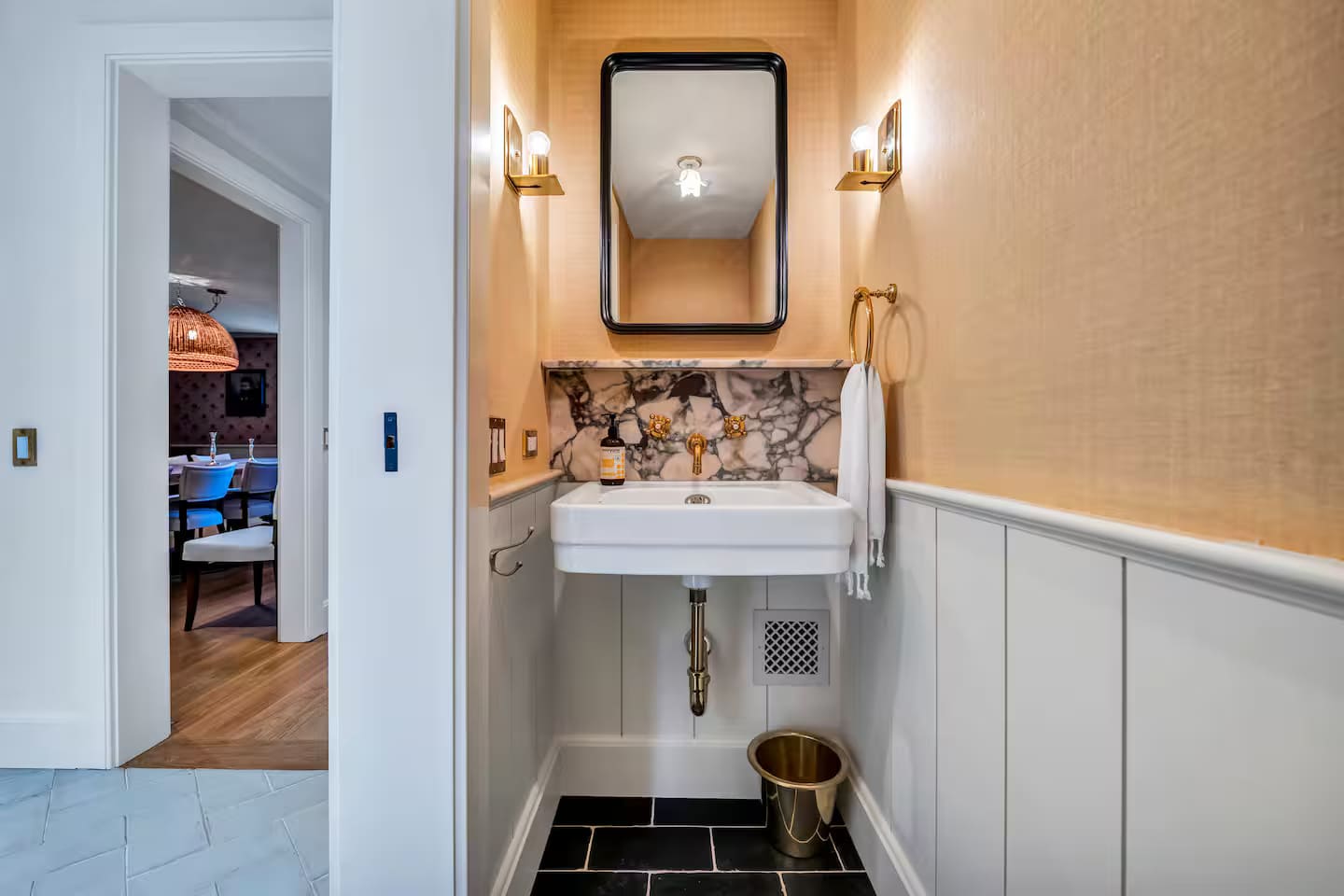 Wells Villa | Amagansett | Home with Heated Pool, Gym and Sauna photo 28