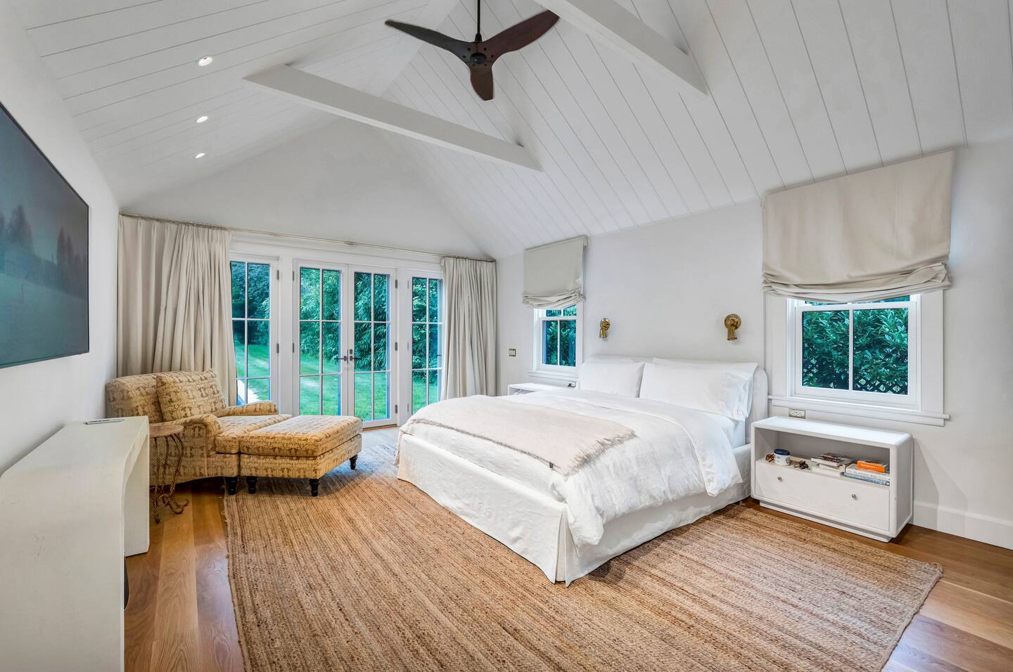 Wells Villa | Amagansett | Home with Heated Pool, Gym and Sauna photo 16
