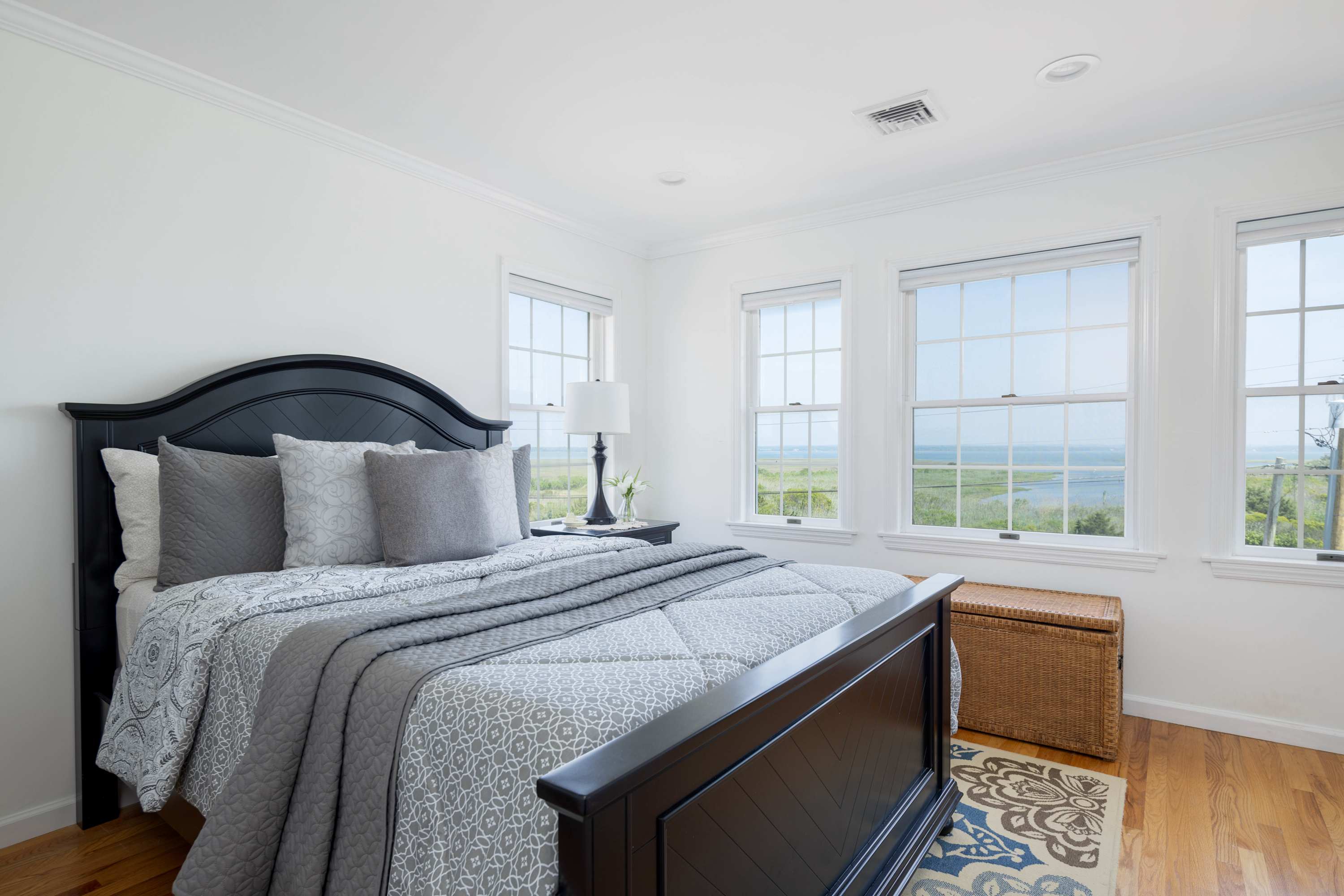 Dunecrest | Westhampton | Oceanfront Home w/ BBQ, Deck & Heated Pool photo 19