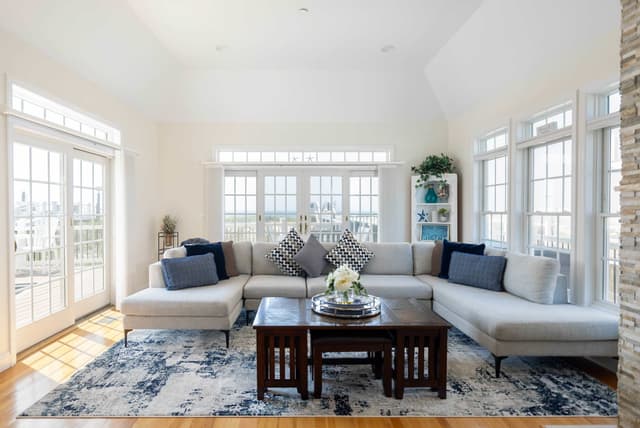 Image of Living space #2