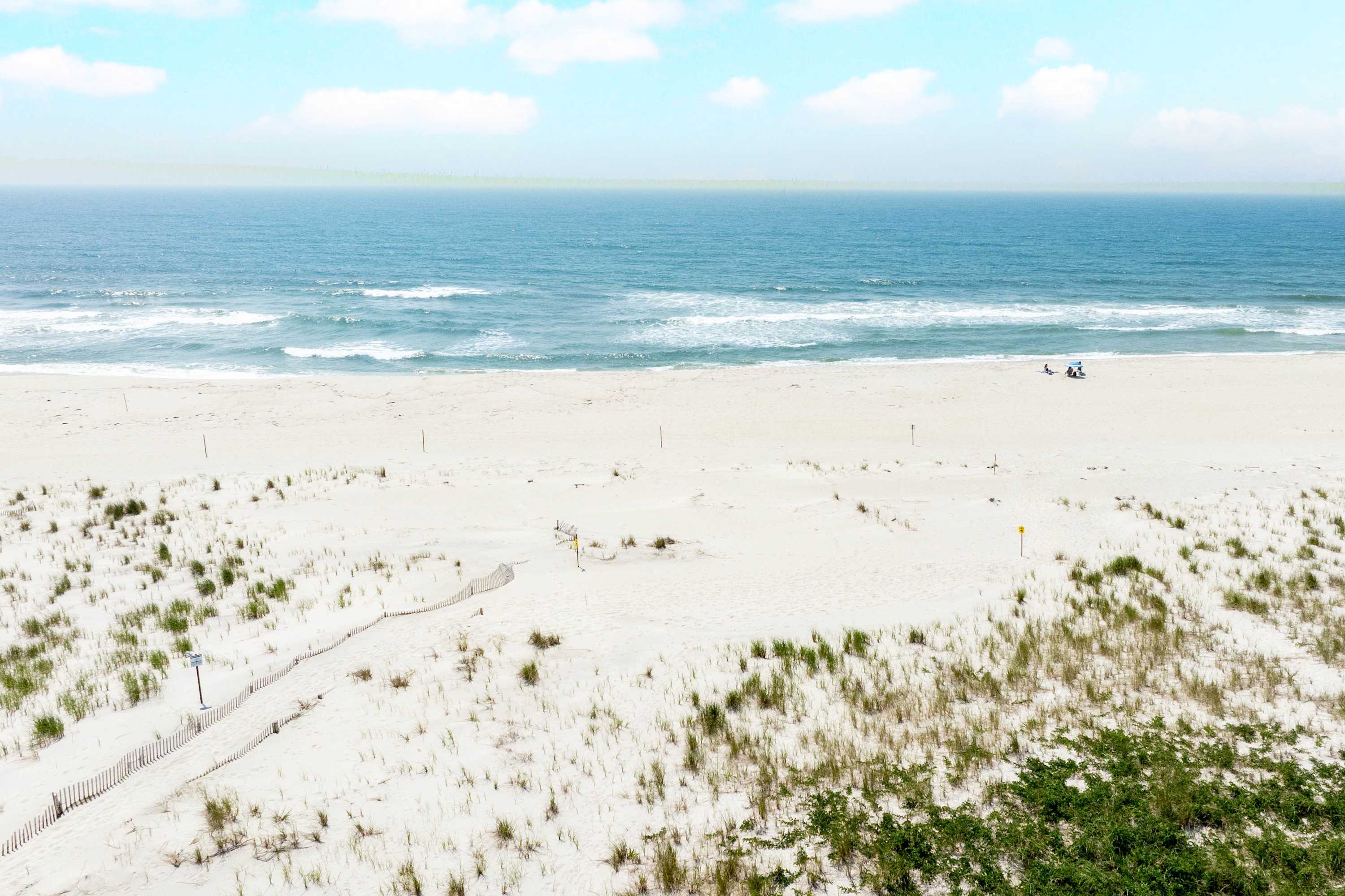 Dunecrest | Westhampton | Oceanfront Home w/ BBQ, Deck & Heated Pool photo 27