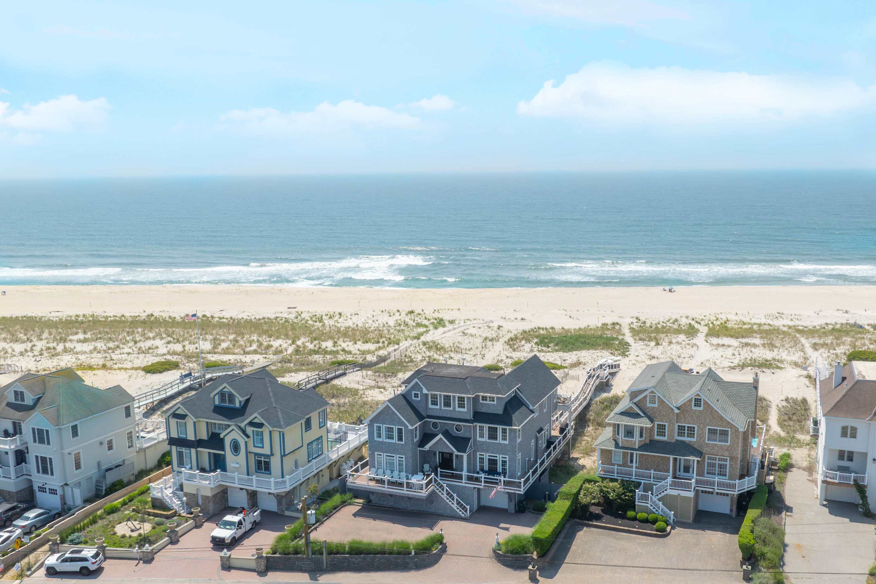 Dunecrest | Westhampton | Oceanfront Home w/ BBQ, Deck & Heated Pool photo 28
