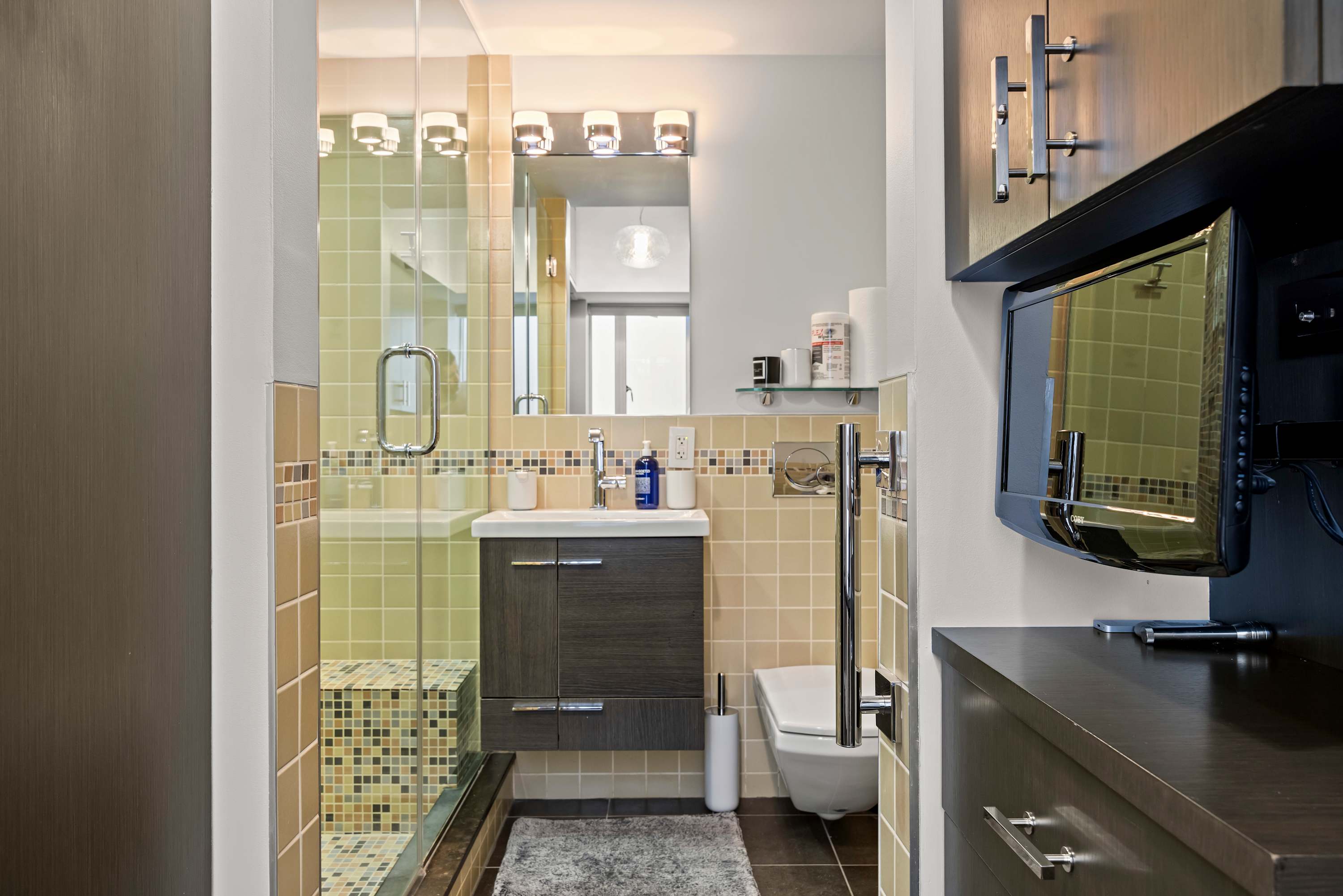 Parkwest House | Lincoln Square | Studio Condo with Private Balcony photo 15