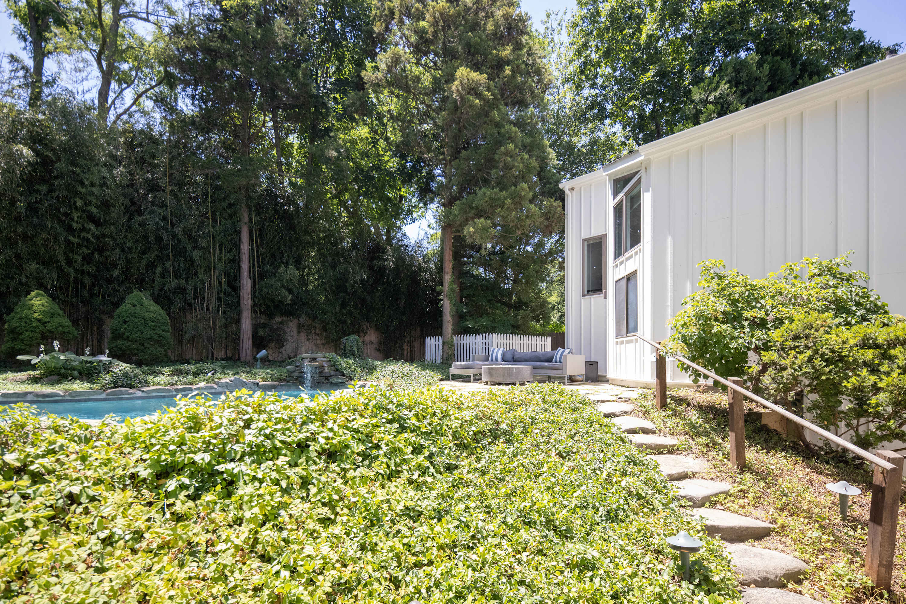 Dumar Villa | Sag Harbor | Home with Outdoor Spaces & Bay Views photo 26