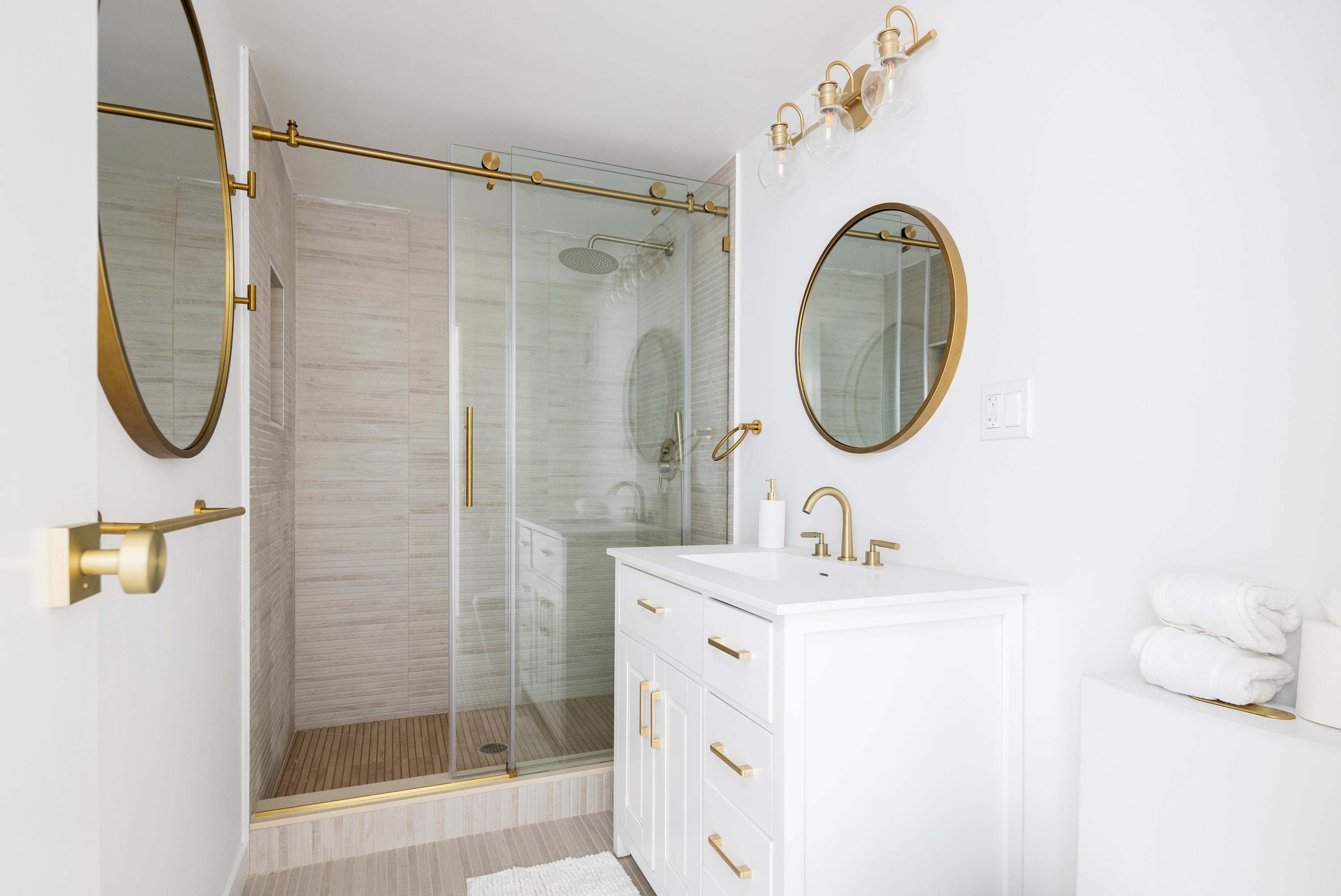 Dumar Villa | Sag Harbor | Home with Outdoor Spaces & Bay Views photo 22