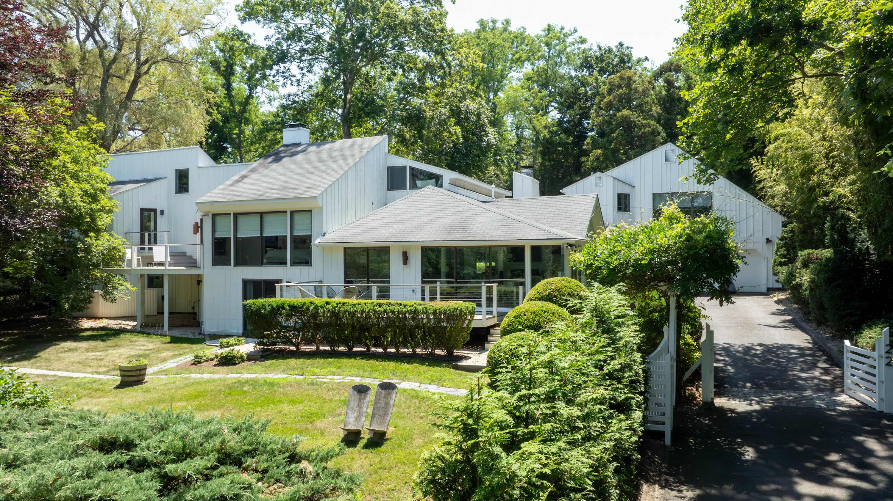 Dumar Villa | Sag Harbor | Home with Outdoor Spaces & Bay Views photo 32